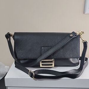 Elegant Black Crossbody Bag